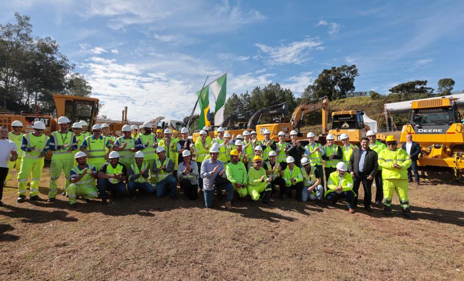 O governador Carlos Massa Ratinho Junior e o ministro dos Transportes, Renan Filho, participam nesta quarta-feira (18) do anúncio do início da duplicação do Contorno Norte de Curitiba.