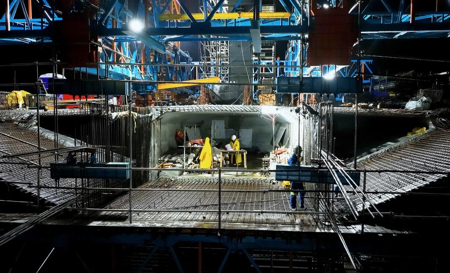 Obras noturnas na Ponte de Guaratuba