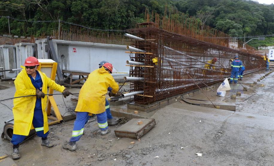 Obras Ponte de Guaratuba