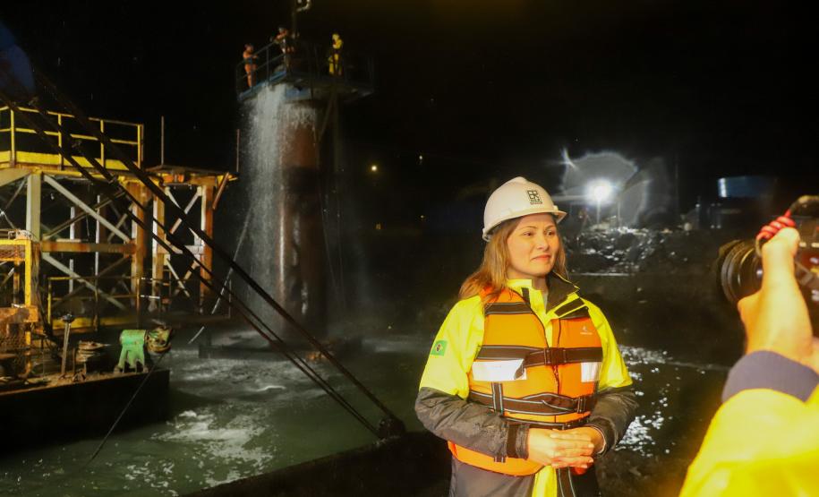 Obras noturnas na Ponte de Guaratuba