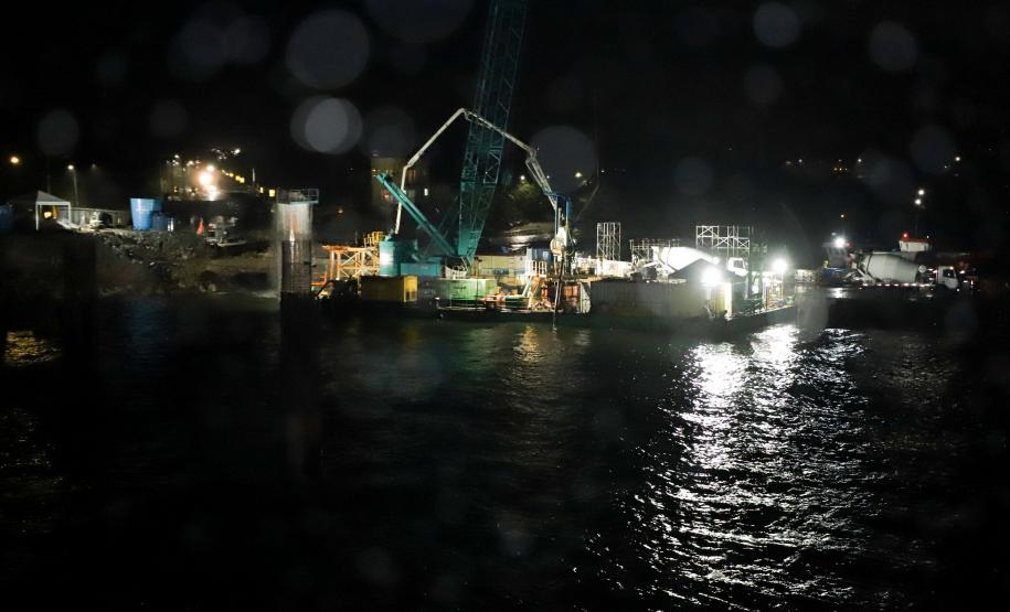 Obras noturnas na Ponte de Guaratuba
