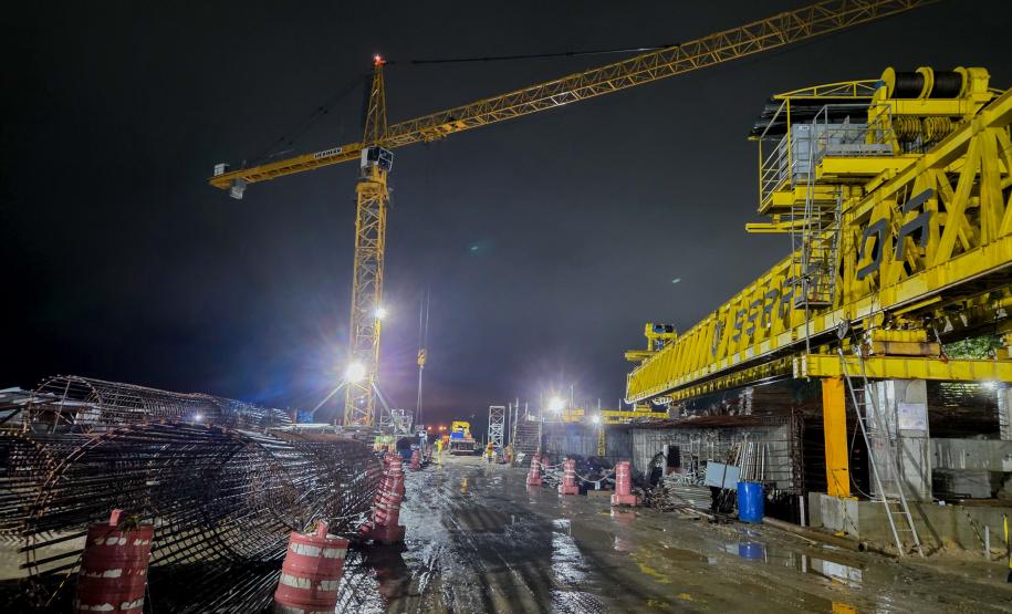 Obras noturnas na Ponte de Guaratuba