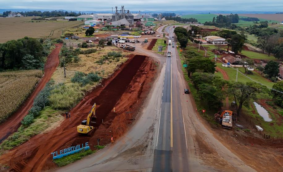 obras do novo viaduto de Lerroville