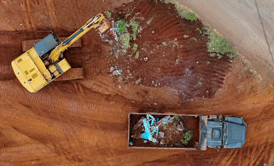 obras do novo viaduto de Lerroville