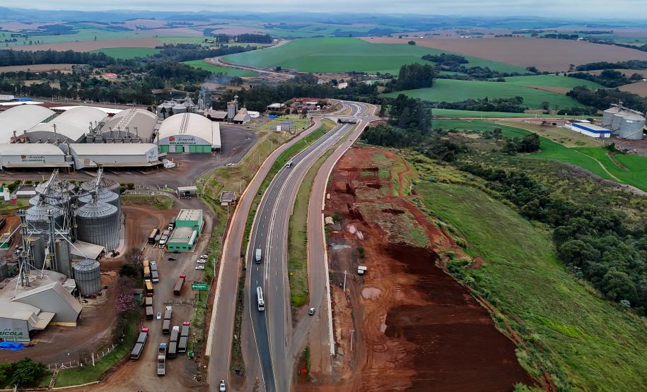 obras do novo viaduto de Lerroville