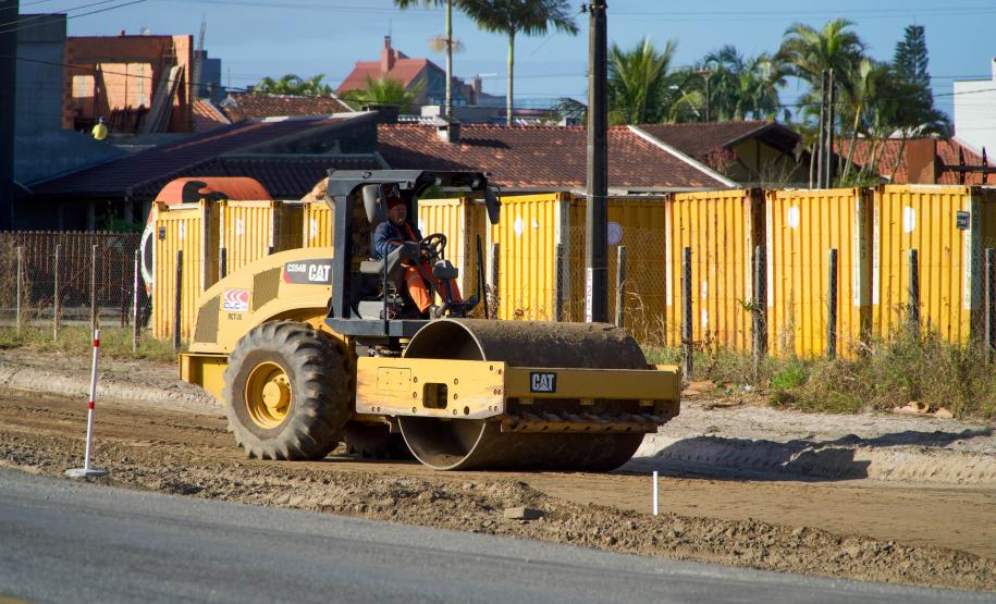 Obras da duplicação em concreto da PR-412 entre Matinhos e Pontal do Paraná