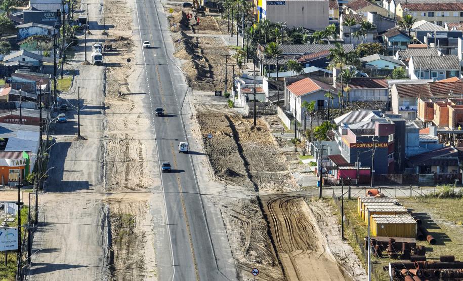 Obras da duplicação em concreto da PR-412 entre Matinhos e Pontal do Paraná