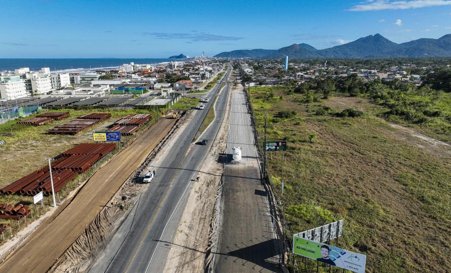 Obras da duplicação em concreto da PR-412 entre Matinhos e Pontal do Paraná
