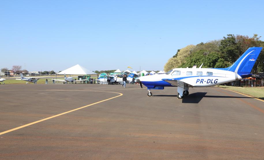 pista do aeroporto de Campo Mourão