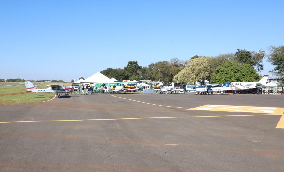 pista do aeroporto de Campo Mourão