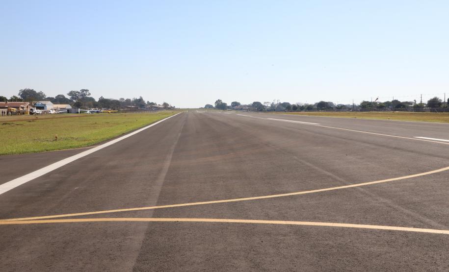 pista do aeroporto de Campo Mourão