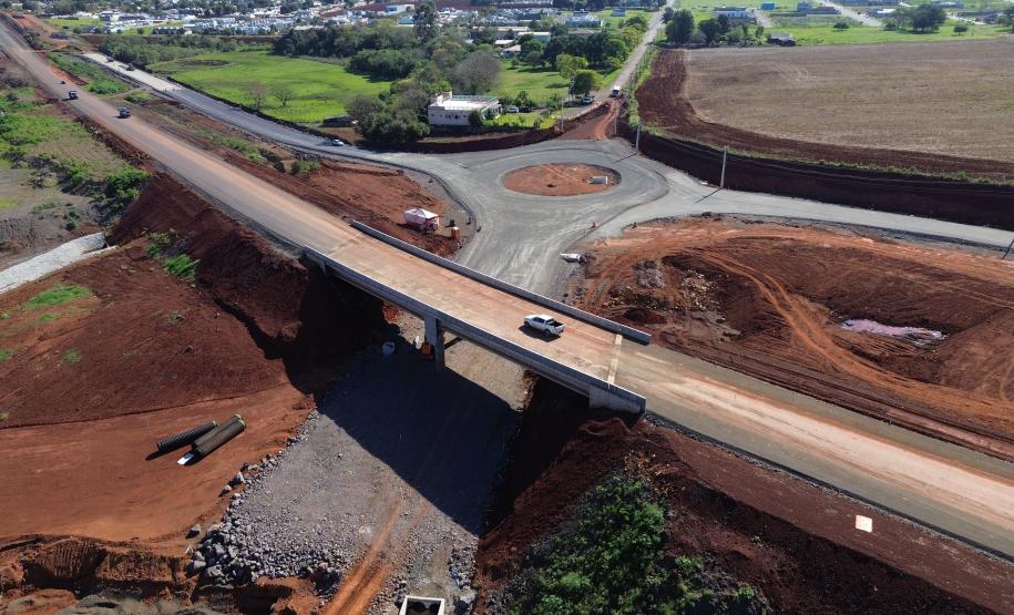 Obras perimetral Leste