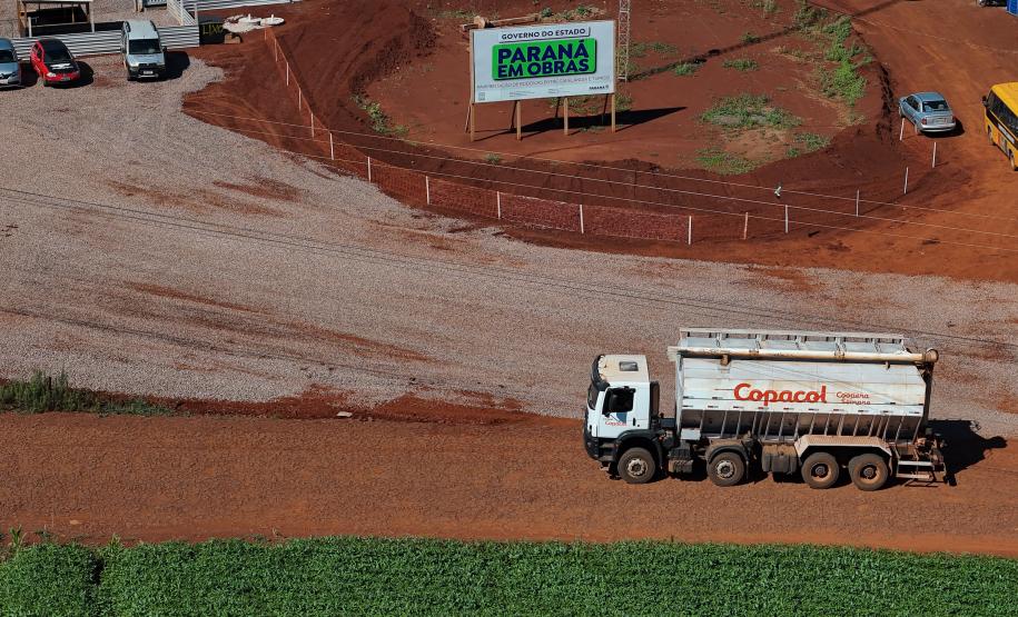 Obras da pavimentação de rodovias de Nova Aurora, Tupãssi e Cafelândia