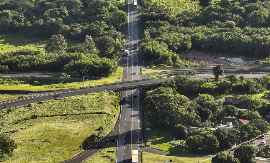 obras da duplicação entre Jacarezinho e Santo Antonio da Platina