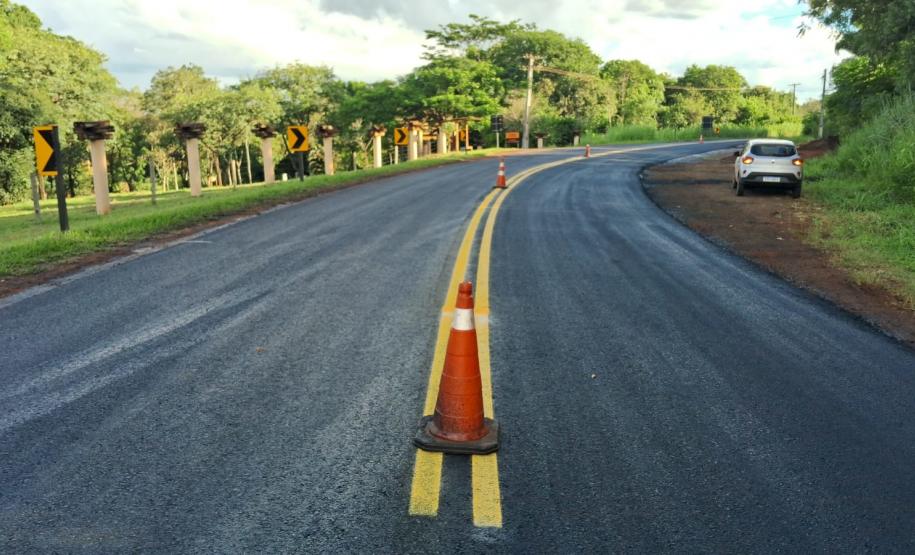DER/PR realiza melhorias no pavimento de rodovia que dá acesso a Maravilha