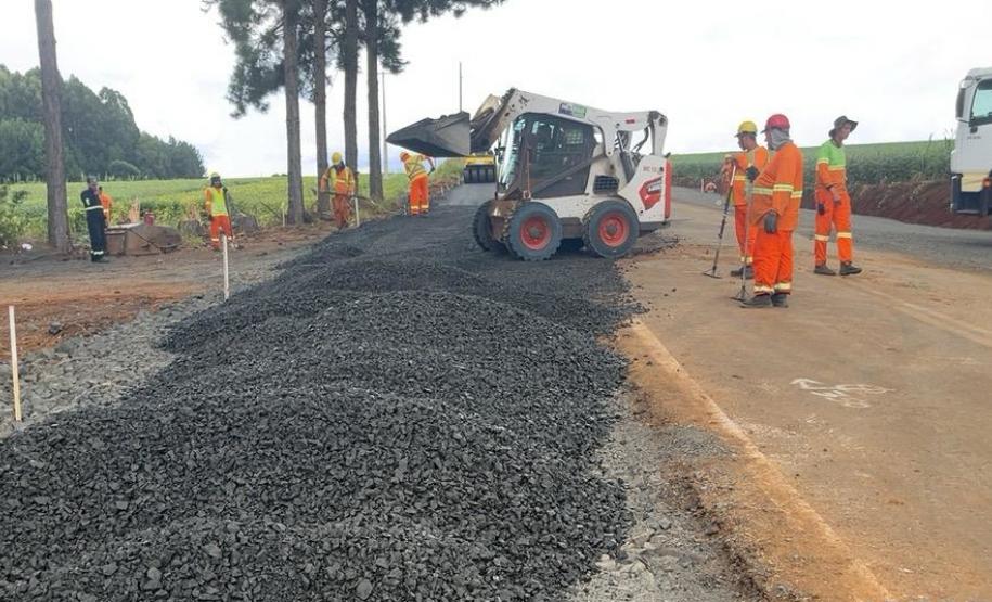 DER/PR faz melhorias no pavimento de trevo rodoviário em Candói