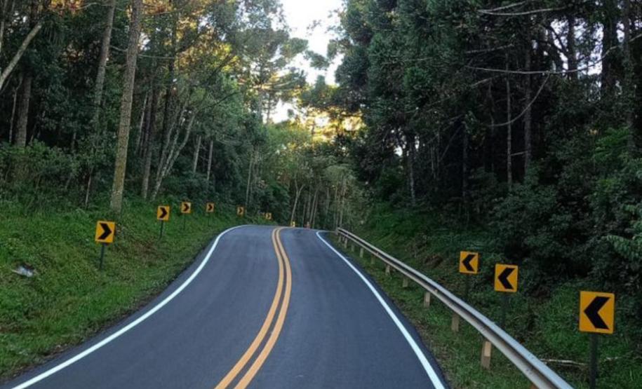 Campina do Simão recebe serviços de conservação em rodovia de acesso