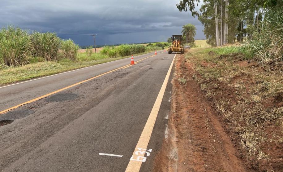 DER/PR começa conservação entre Santa Cruz de Monte Castelo e Querência do Norte