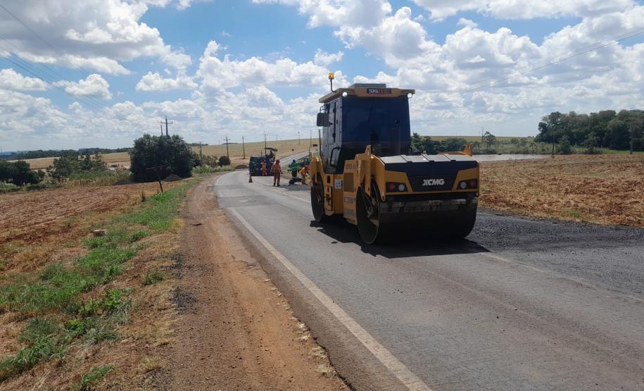 Ligação rodoviária entre Pérola d'Oeste e Planalto recebe melhorias no pavimento
