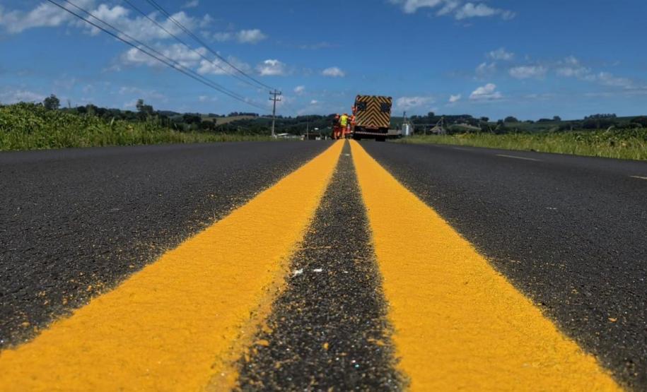 DER/PR reforça sinalização viária em Francisco Beltrão e na ligação com Itapejara D'Oeste