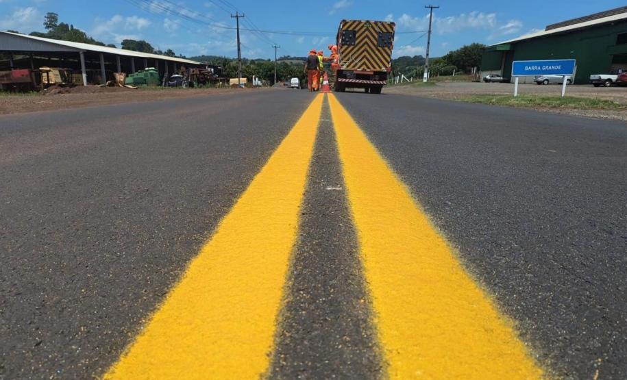 DER/PR reforça sinalização viária em Francisco Beltrão e na ligação com Itapejara D'Oeste
