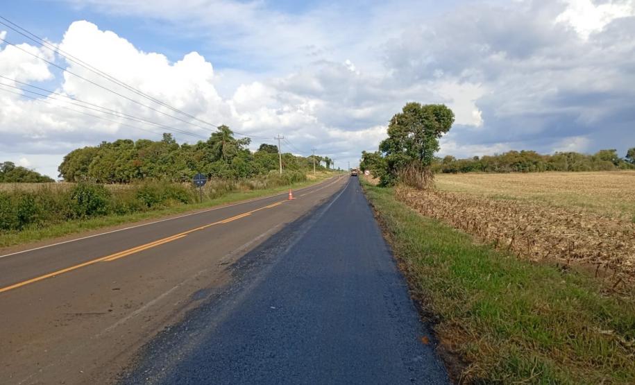 Rodovia de Foz do Jordão recebe melhorias na pista e nos acostamentos