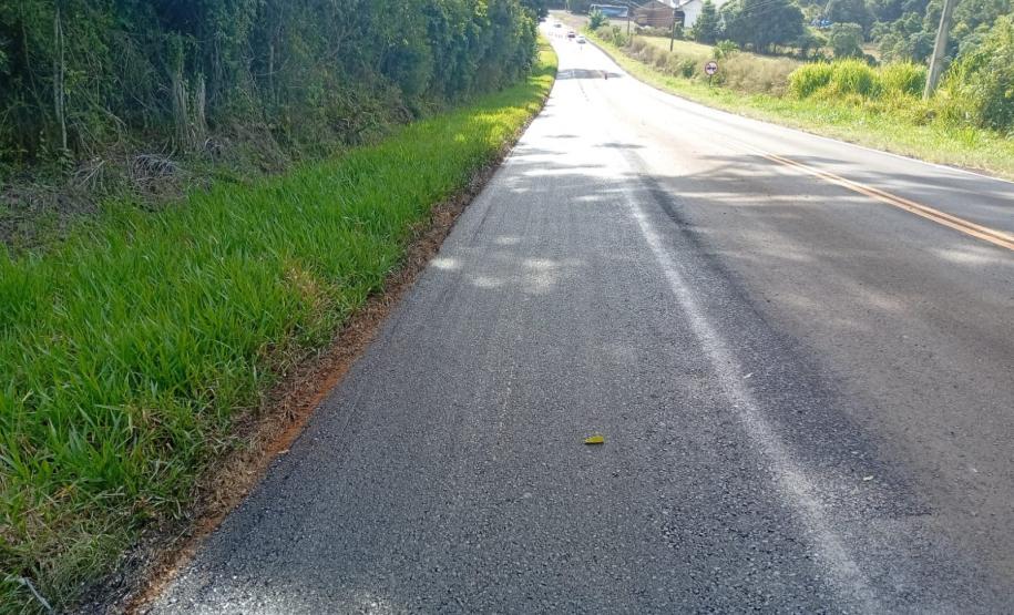 Rodovia de Foz do Jordão recebe melhorias na pista e nos acostamentos