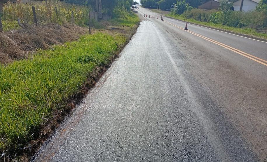 Rodovia de Foz do Jordão recebe melhorias na pista e nos acostamentos