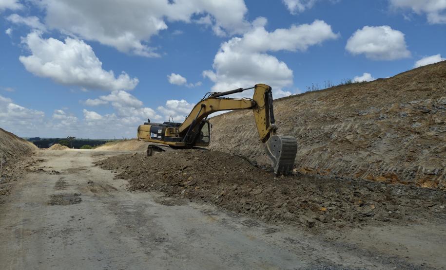 Pavimentação de nova rodovia em Rebouças chega a 36% de execução