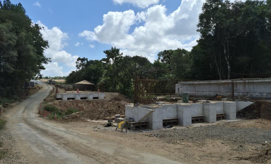 Pavimentação de nova rodovia em Rebouças chega a 36% de execução