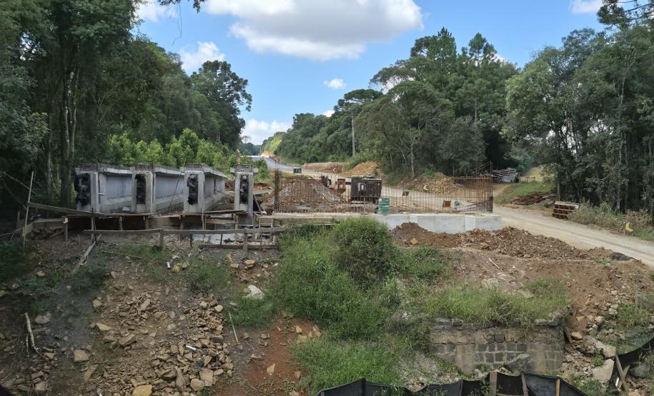 Pavimentação de nova rodovia em Rebouças chega a 36% de execução