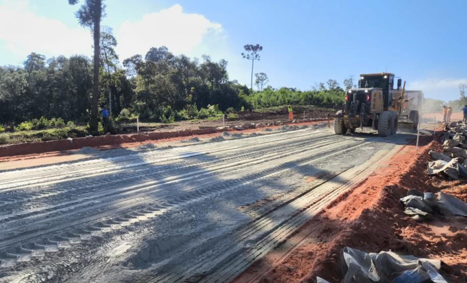 Pavimentação da PR-092 em Doutor Ulysses entra em nova etapa