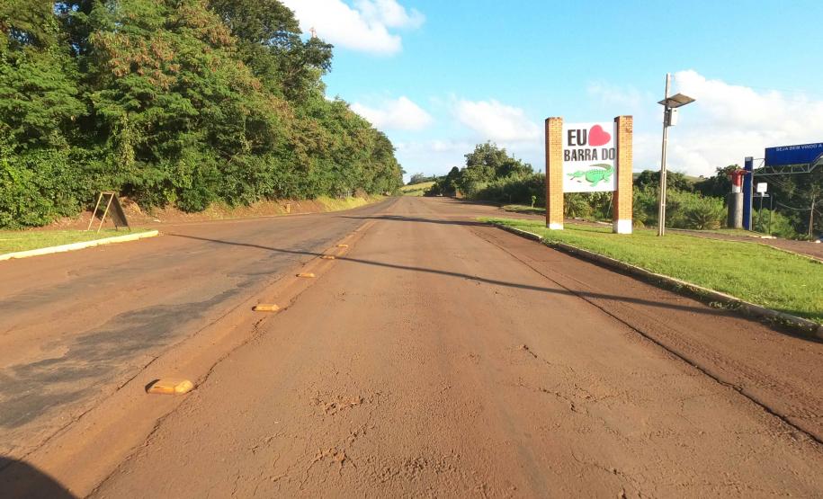 PR-092 entre Santo Antônio da Platina e Andirá