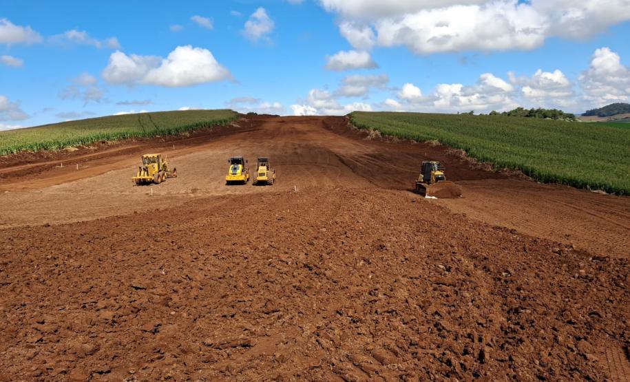 Novo Contorno Noroeste de Pato Branco tem avanços nos serviços de terraplenagem