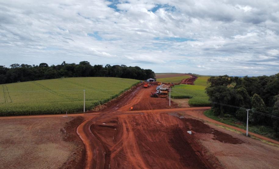 Novo Contorno Noroeste de Pato Branco tem avanços nos serviços de terraplenagem