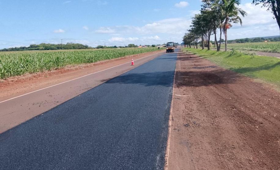 DER/PR promove obras de conservação do pavimento da PR-317 em Santa Helena