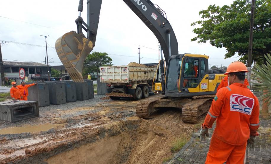 Duplicação da PR-412 entre Matinhos e Praia de Leste avança com viaduto e marginais