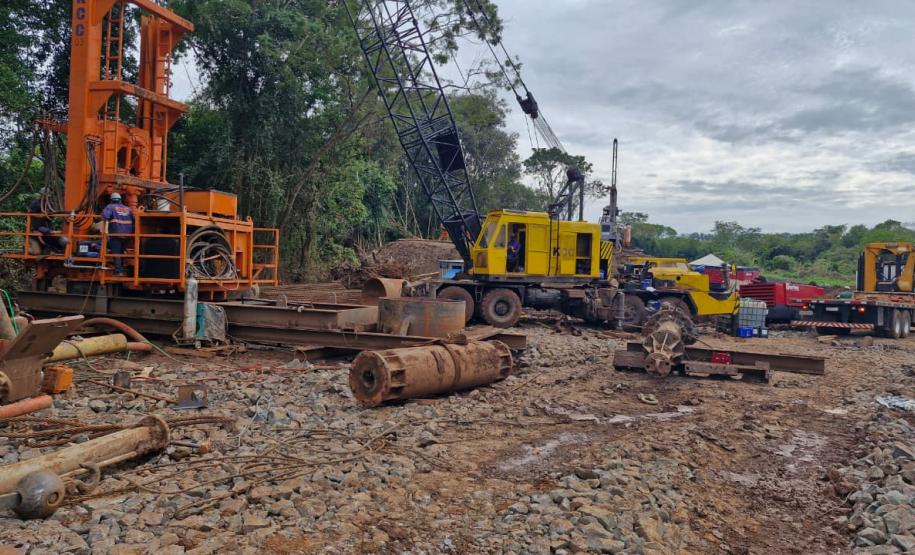 Nova ponte entre São Carlos do Ivaí e Japurá avança com atividades nas duas margens