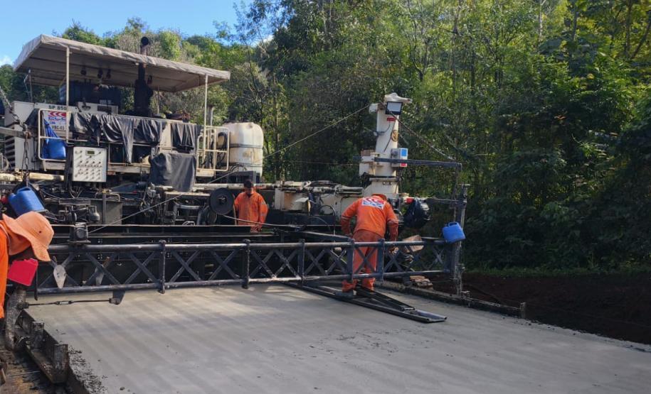 Obra de concreto em rodovias entre Nova Tebas e Pitanga avança em terraplenagem