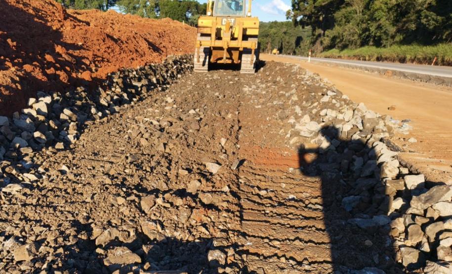 Obra de concreto em rodovias entre Nova Tebas e Pitanga avança em terraplenagem