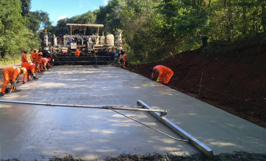 Obra de concreto em rodovias entre Nova Tebas e Pitanga avança em terraplenagem