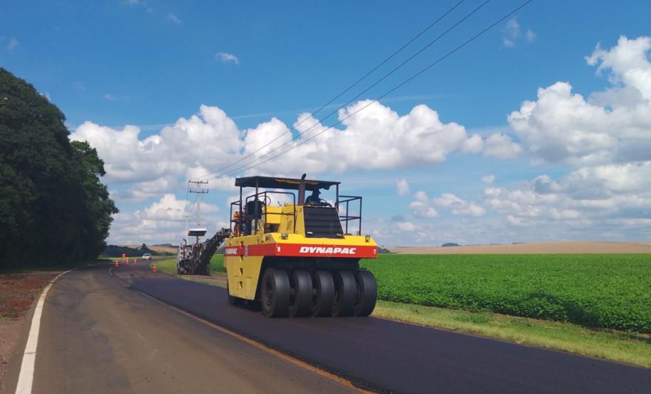 DER/PR recupera pavimento de rodovia entre Castro e Tibagi, nos Campos Gerais
