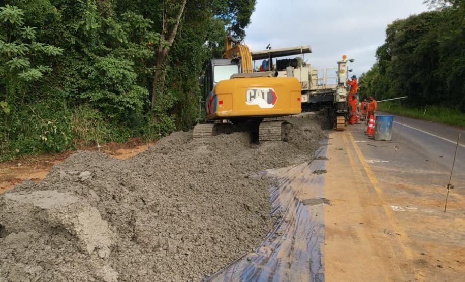 Obra de concreto em rodovias entre Nova Tebas e Pitanga avança em terraplenagem