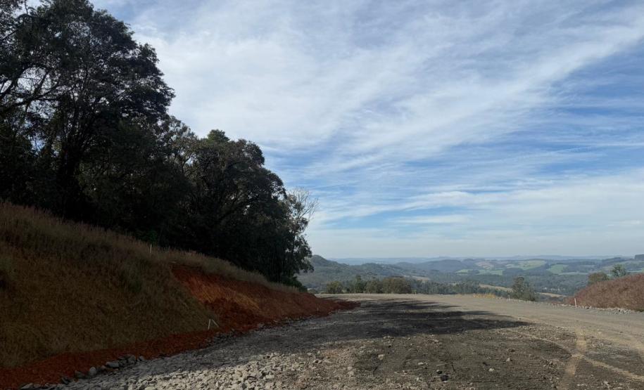 No 3° mês, pavimentação da rodovia entre Imbaú e Reserva chega a 7,5% de execução