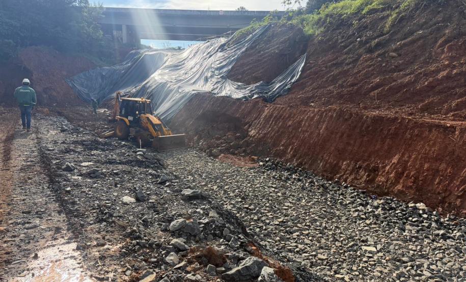 No 3° mês, pavimentação da rodovia entre Imbaú e Reserva chega a 7,5% de execução
