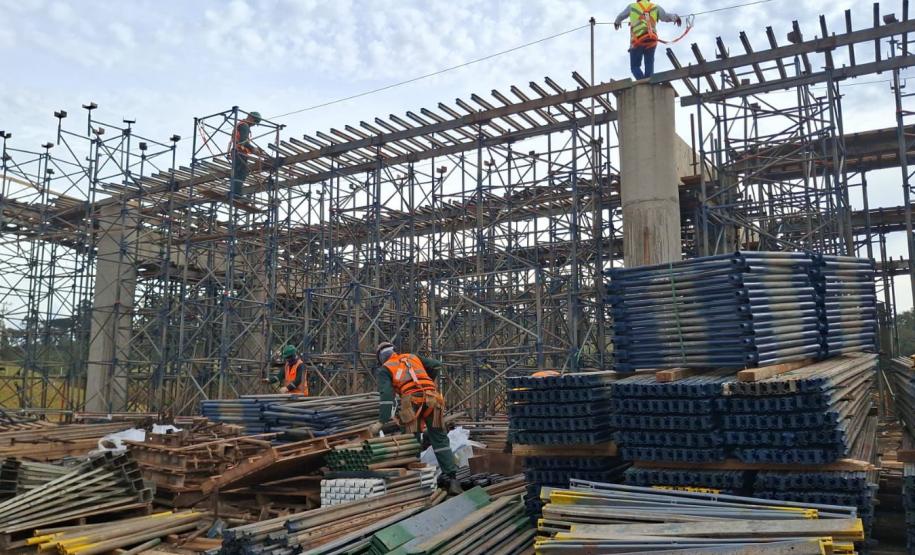 No 3° mês, pavimentação da rodovia entre Imbaú e Reserva chega a 7,5% de execução
