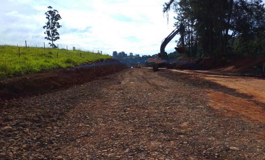 Sonho antigo, PR-239 entre Mato Rico e Roncador já tem obras de pavimentação