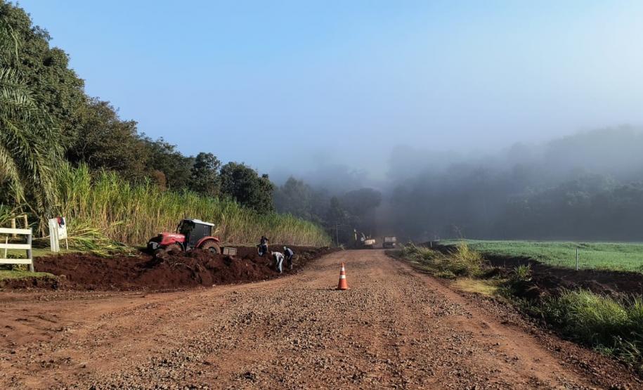 Sonho antigo, PR-239 entre Mato Rico e Roncador já tem obras de pavimentação