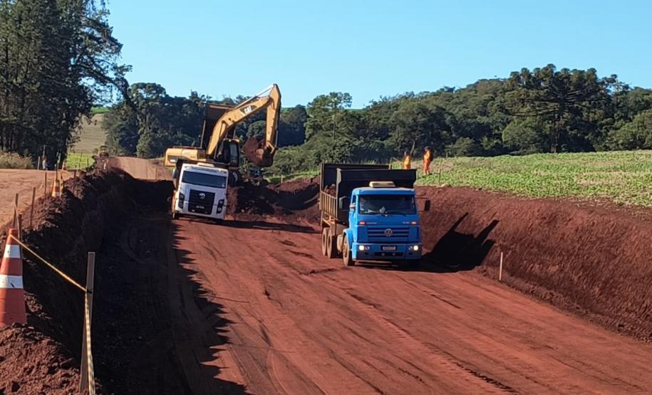 Sonho antigo, PR-239 entre Mato Rico e Roncador já tem obras de pavimentação