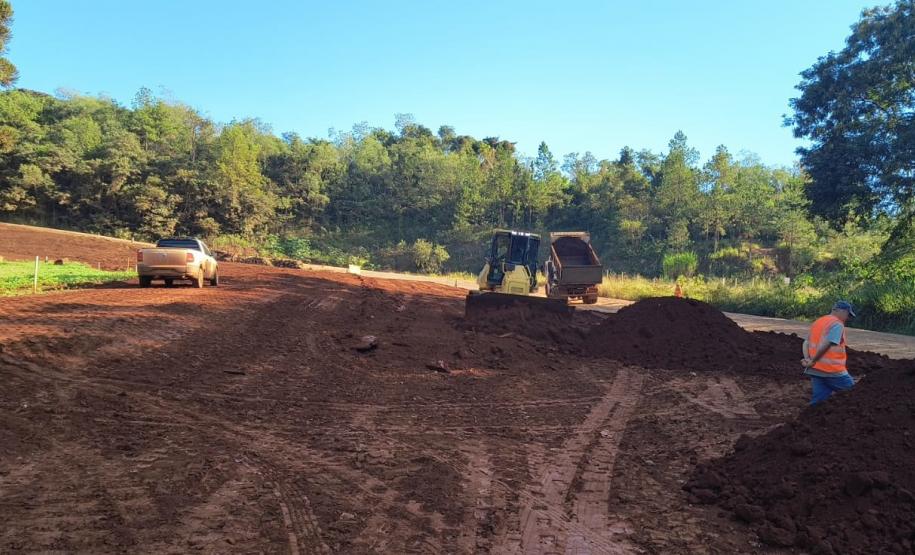 Sonho antigo, PR-239 entre Mato Rico e Roncador já tem obras de pavimentação